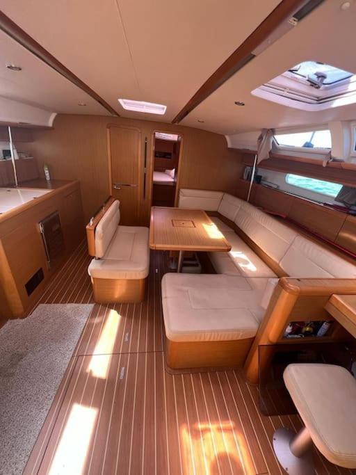 ホテル Velero Monia バレンシア エクステリア 写真