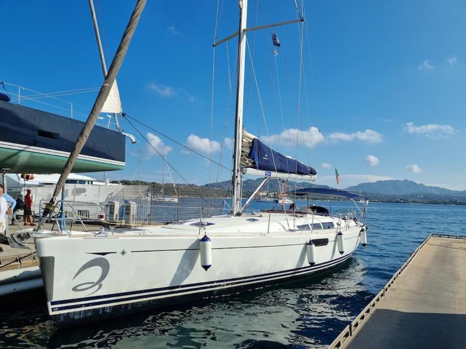 ホテル Velero Monia バレンシア エクステリア 写真